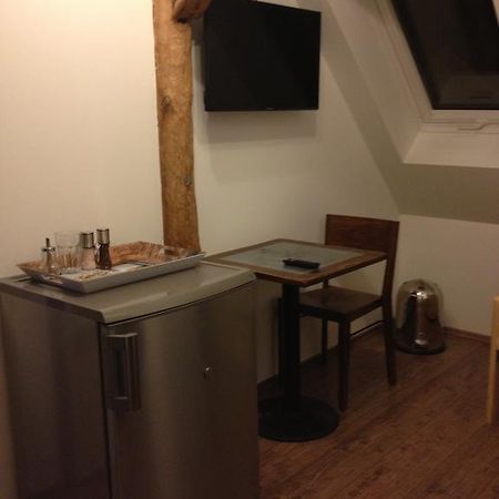 Old Town Guesthouse Erlangen Pokój zdjęcie